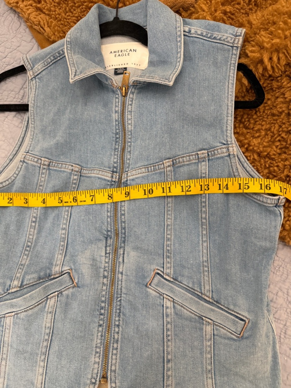 American Eagle Jean Vest - Picture 4 of 13